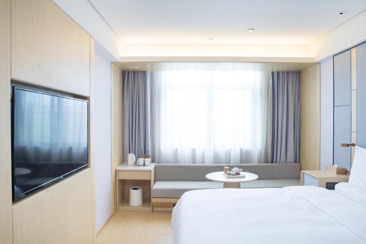 Ji 3* Shanghai
